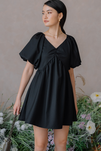 Flounce Puff Sleeve Dress (Black)