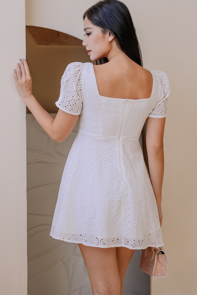 Mellow Eyelet Embroidery Dress (White)