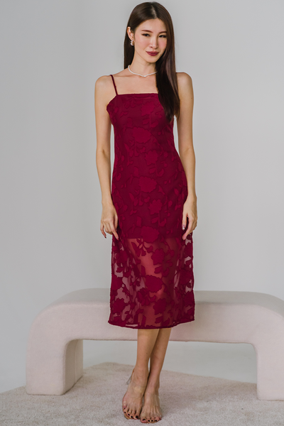 Rose Garden Lace Dress (Wine)