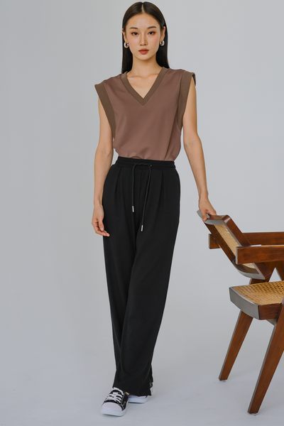 Tempo Cotton Vneck Top (Saddle)