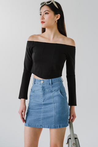 Oasis Fitted Curve Top (Black)
