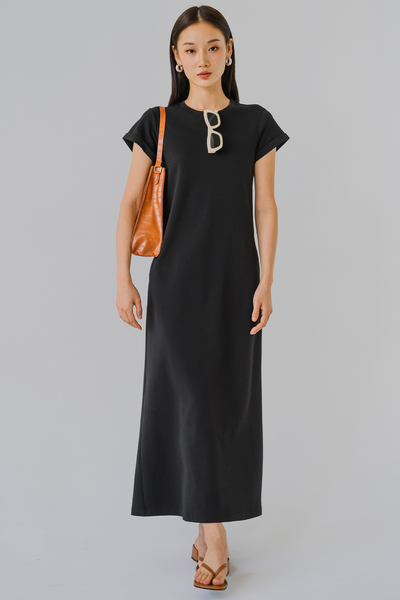 For Keeps Round Neck Midaxi Dress (Black)