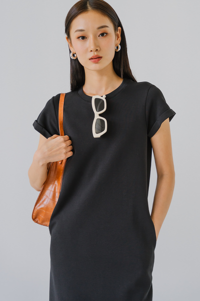 For Keeps Round Neck Midaxi Dress (Black)