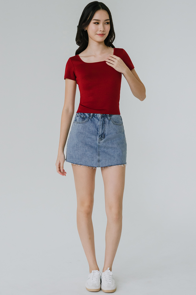 Eva Reversible Tee (Red)