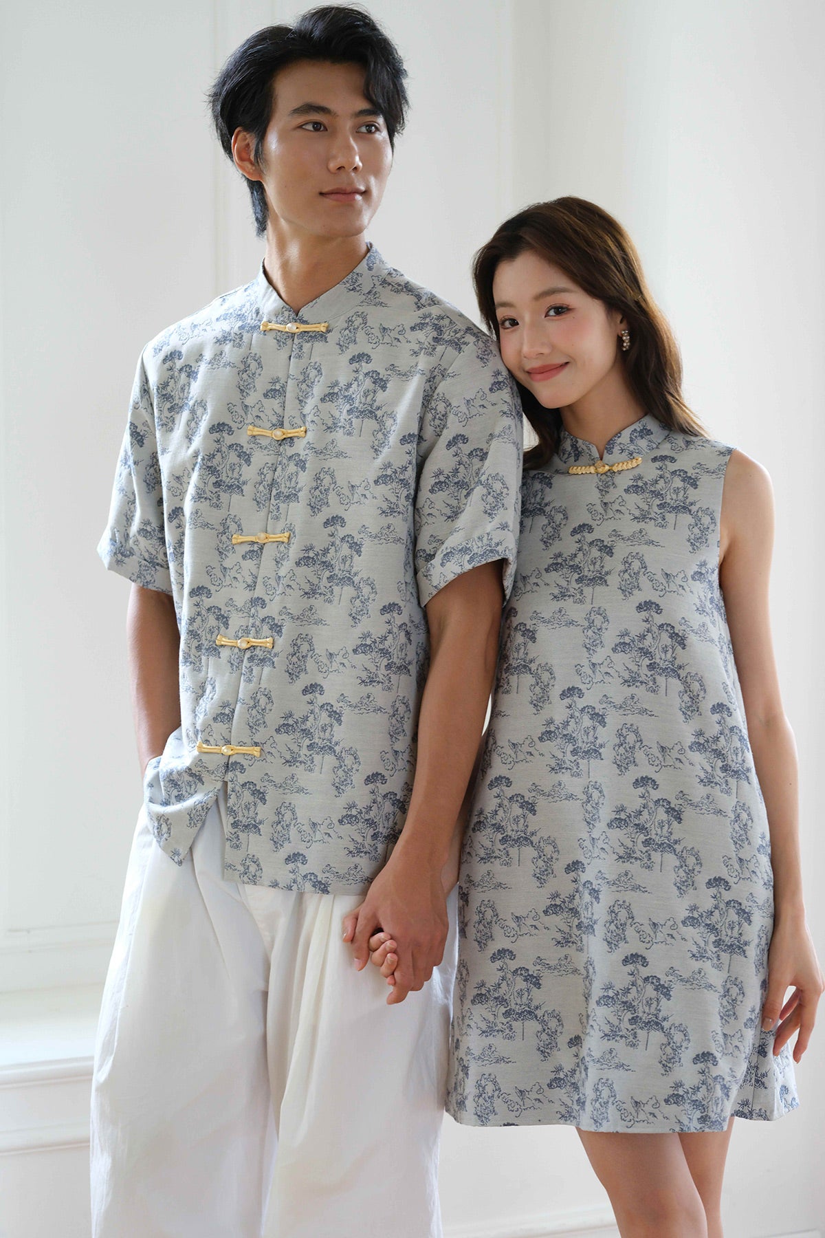 House of Fortune Knot Shirt (Light)