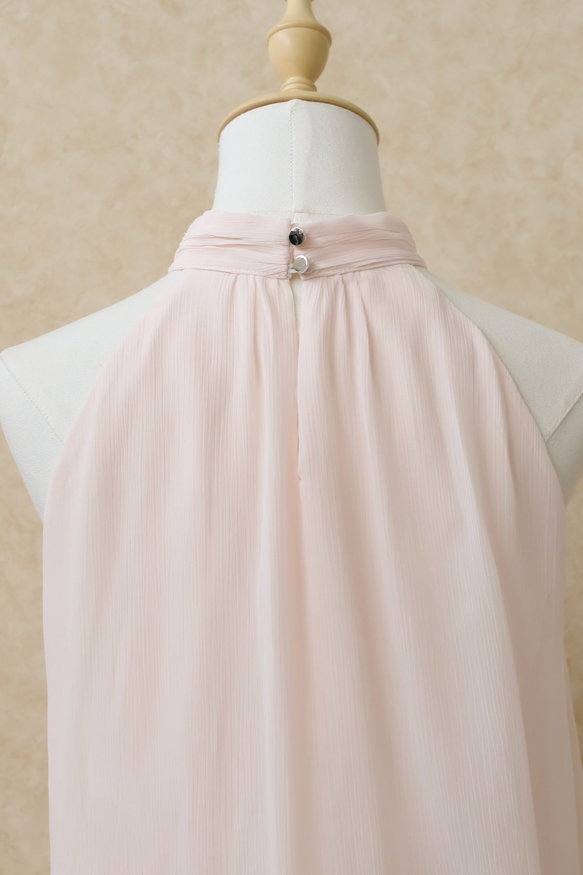 Lenora Halter Top (Light Peach)