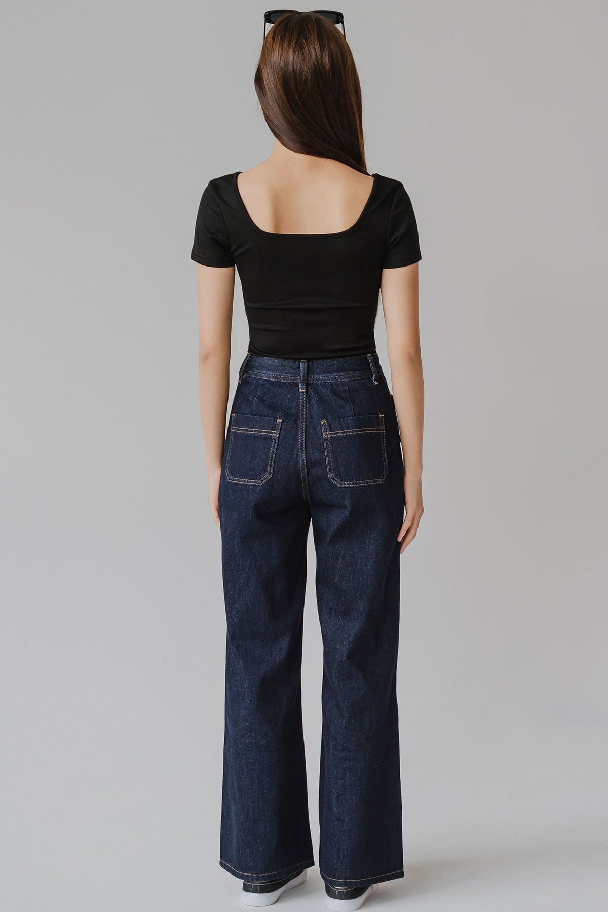 Eva Reversible Tee (Black)