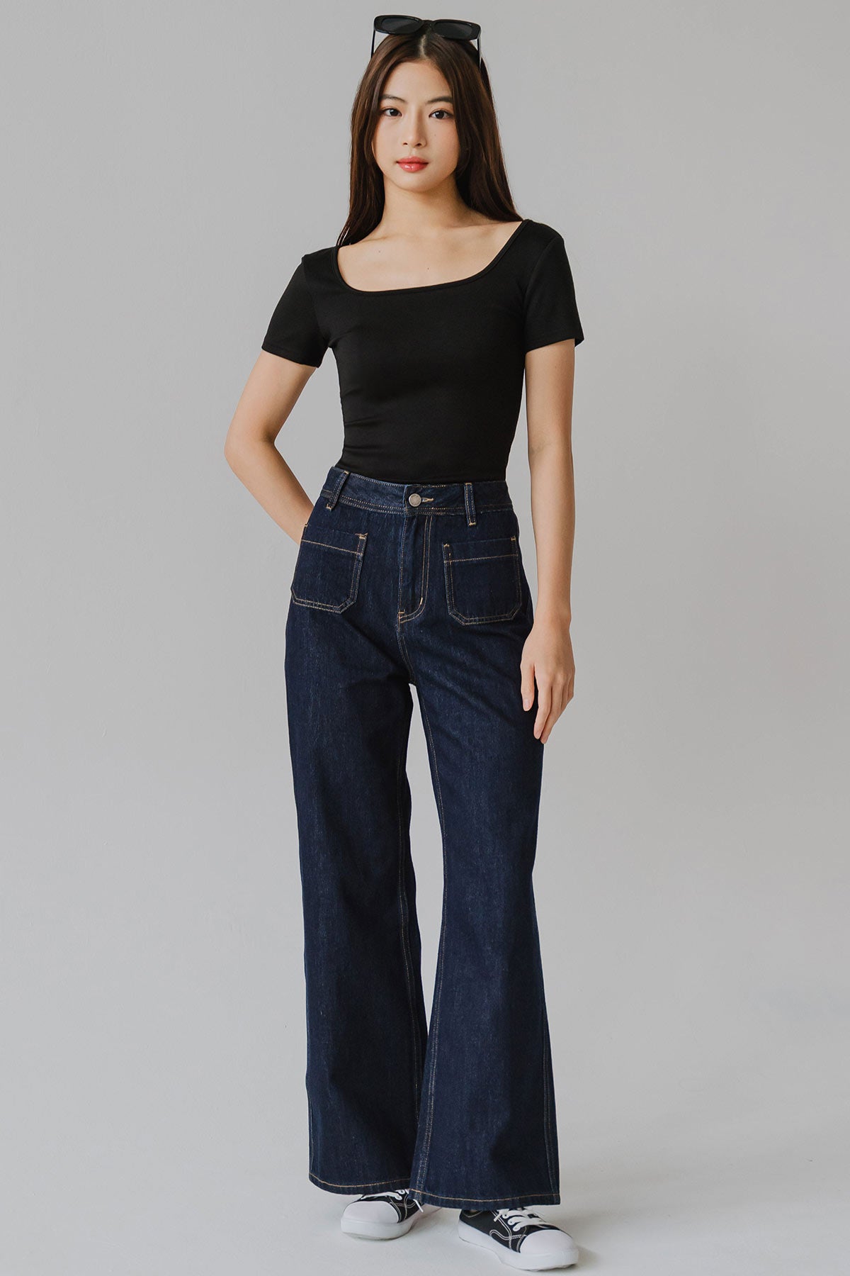 Eva Reversible Tee (Black)