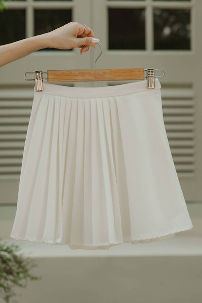 Cassandra Pleated Skort (White)