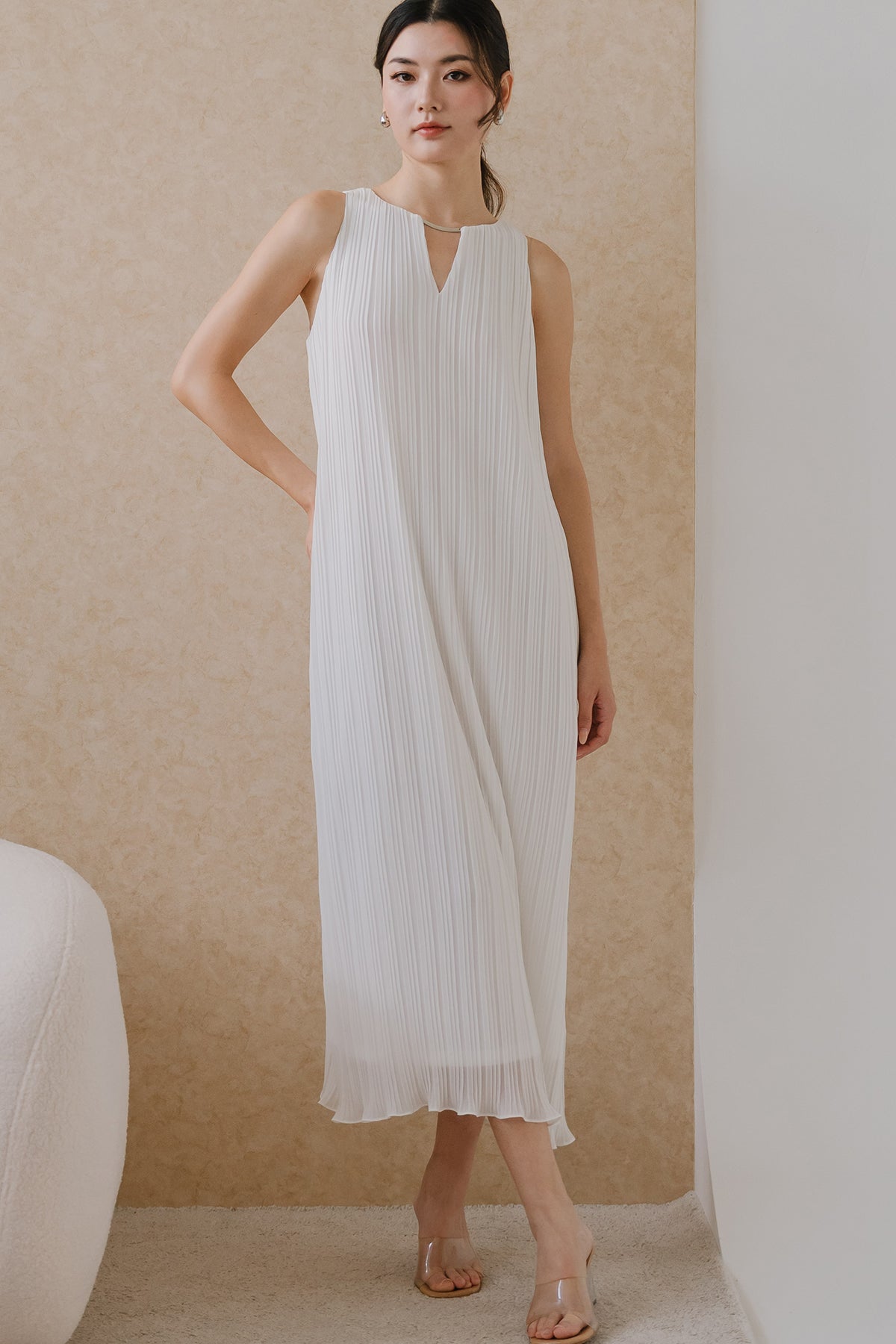 Aether Embellish Pleat Dress (White)