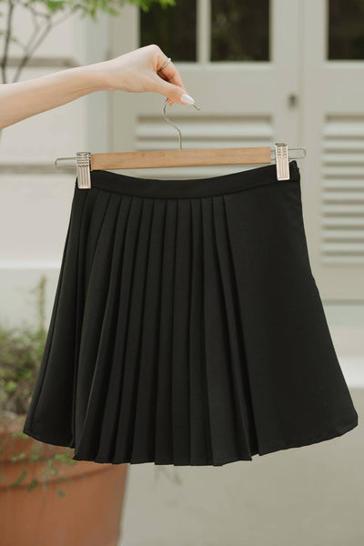 Cassandra Pleated Skort (Black)