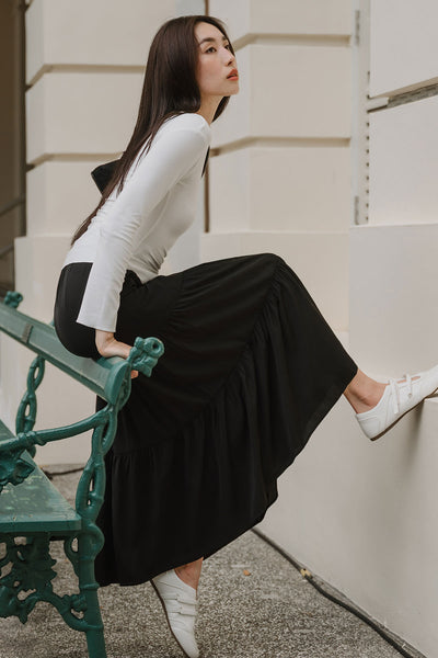 Lilith Tiered Skirt (Black)