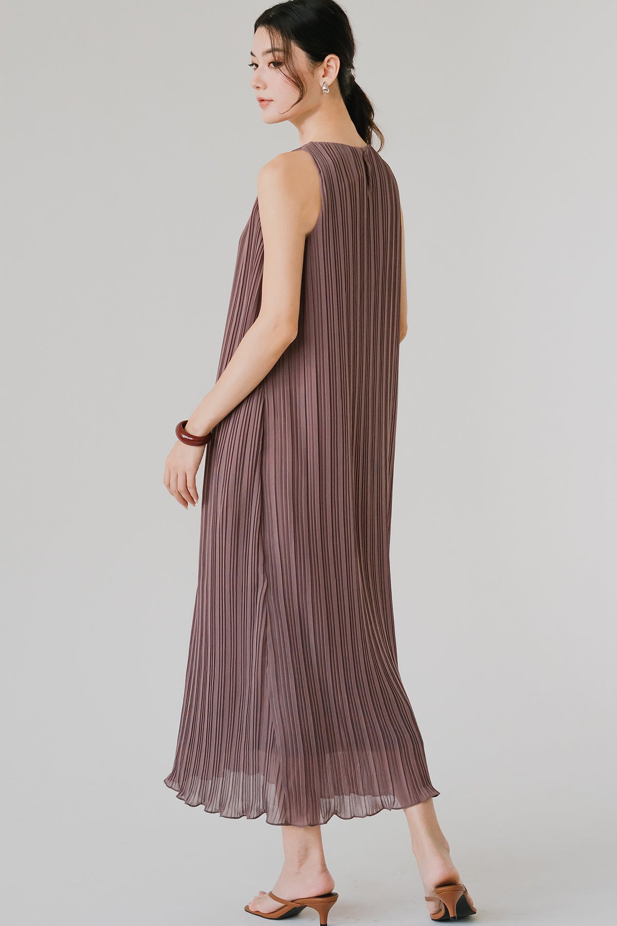Aether Embellish Pleat Dress (Mauve)