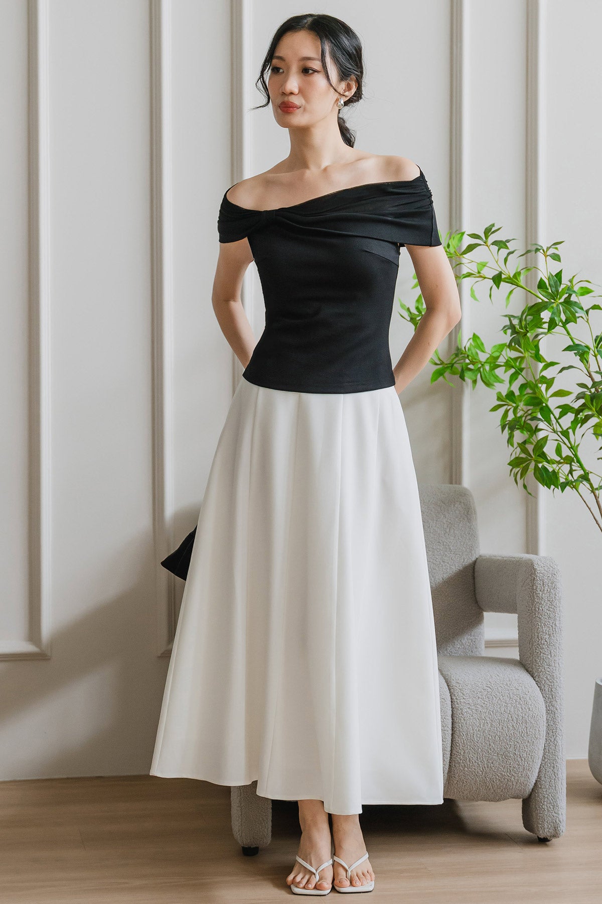 Celia Padded Off Shoulder Top (Black)