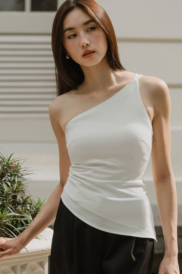 Kyer Padded One Shoulder Top (White)