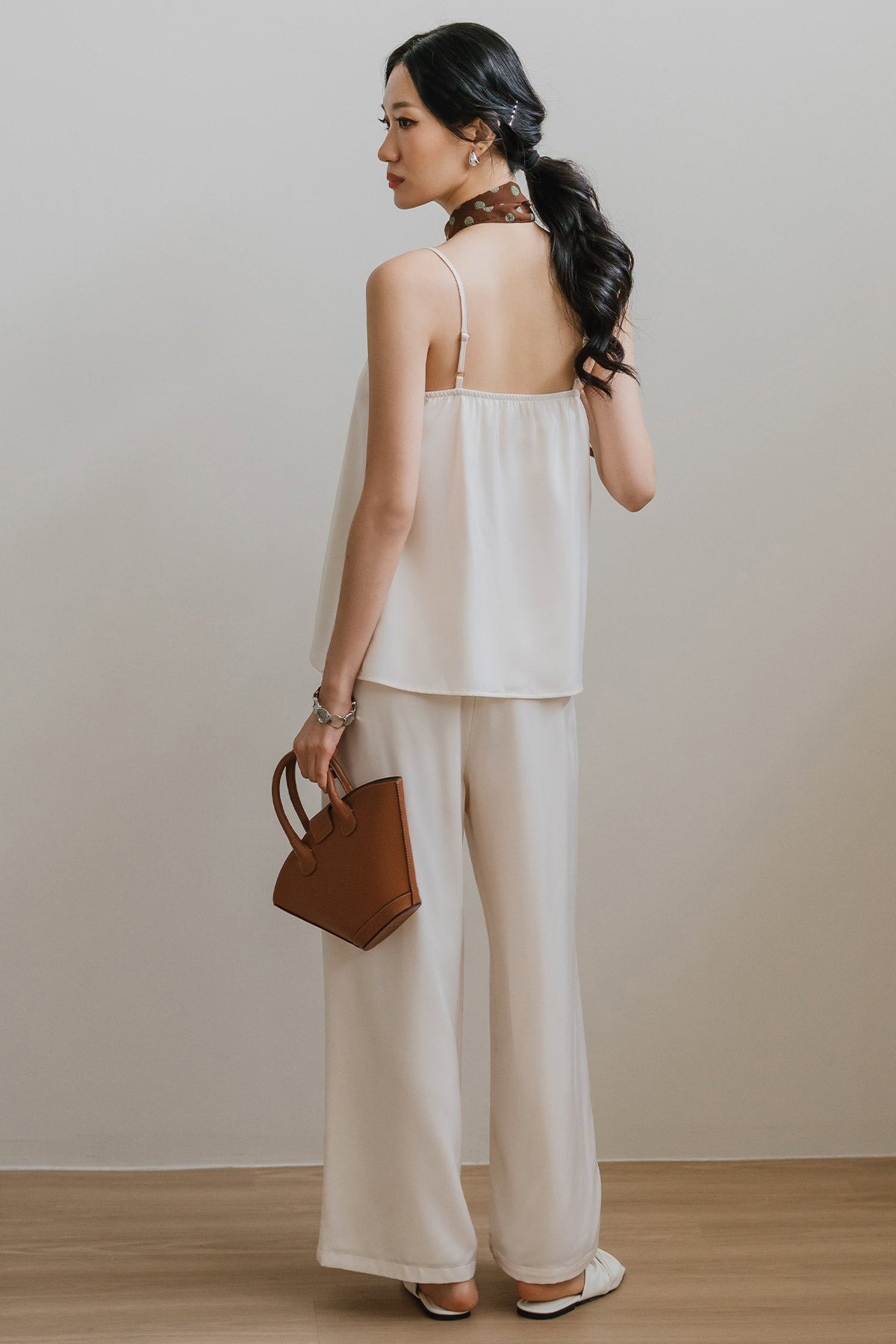 Luna Flow Padded Top (Ecru)
