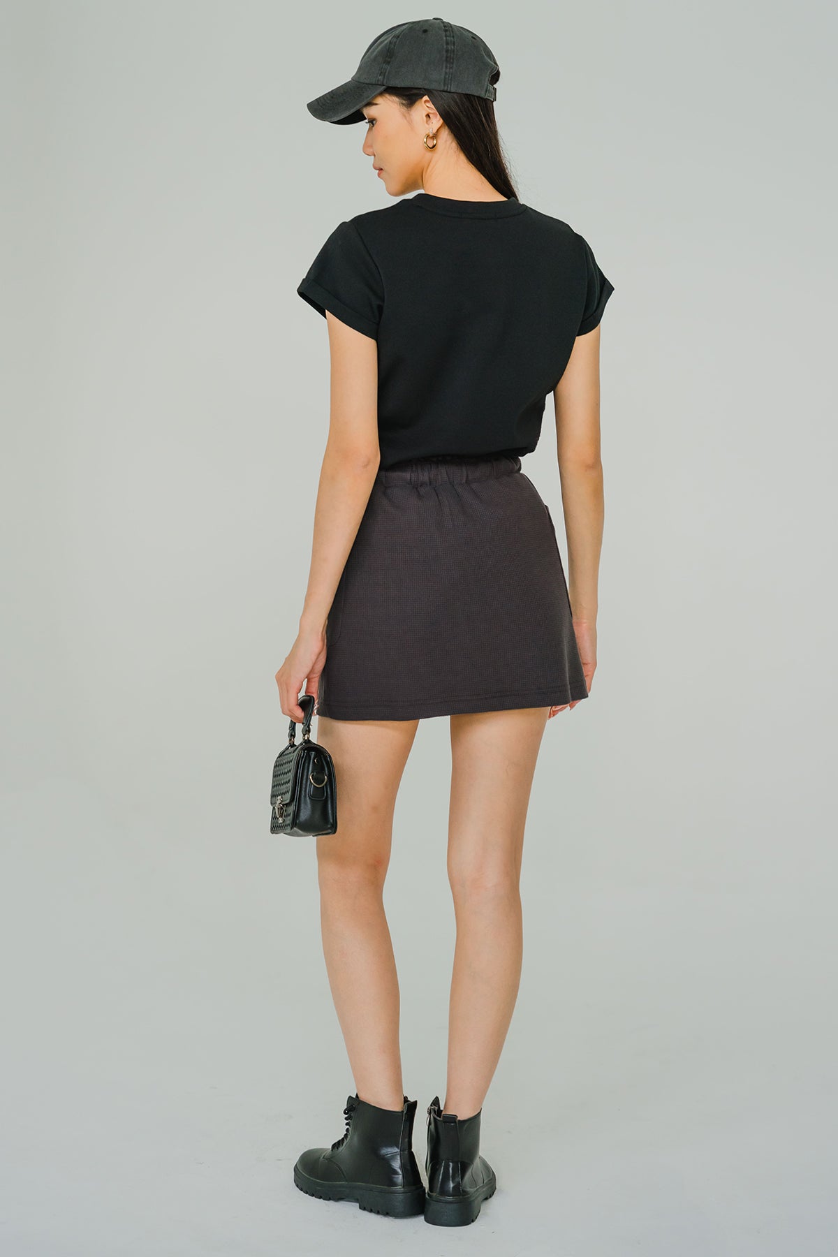 Monologue Tie Skort (Dark Grey)