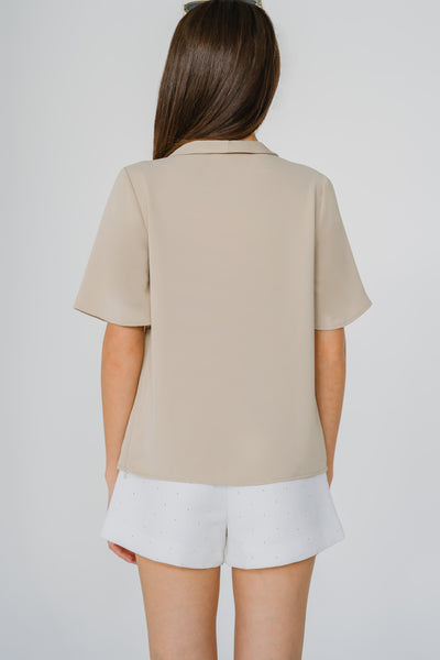 Hepburn’s Tie Front Blouse (Sand)