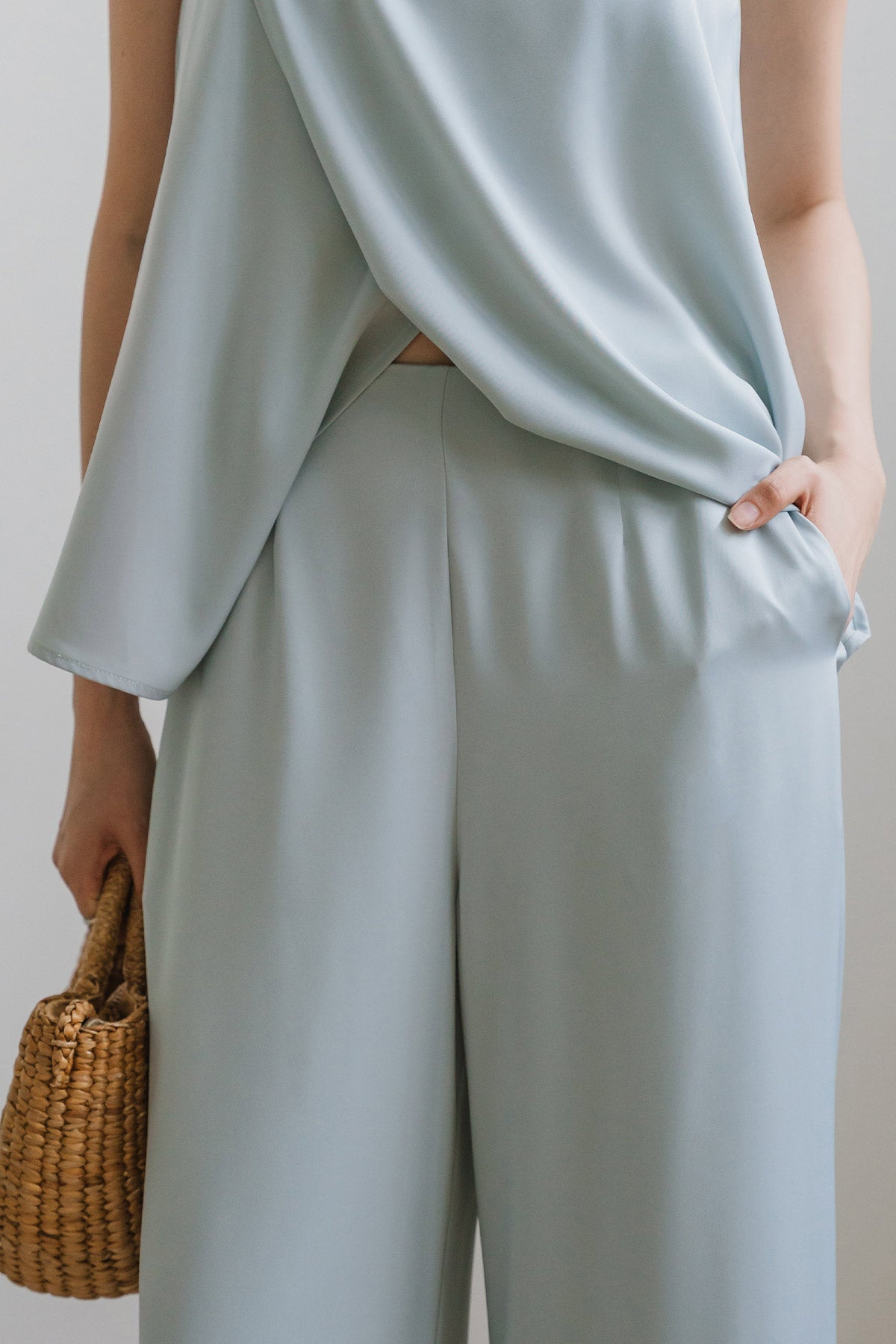 Luna Flow Padded Top (Pale Blue)