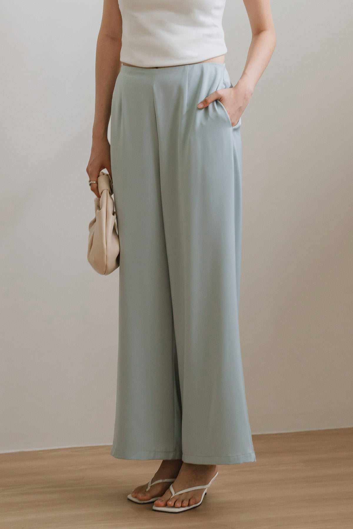 Luna Flow Pocket Pants (Pale Blue)