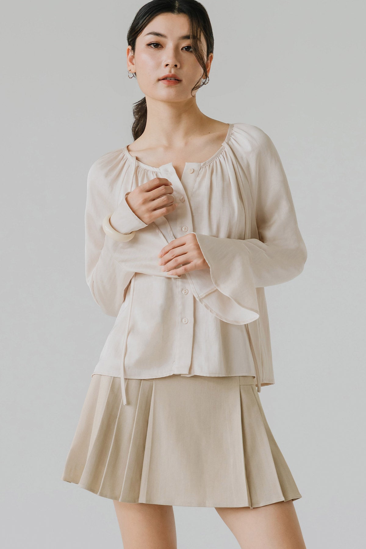 The Poet’s Tie Blouse (Cream)