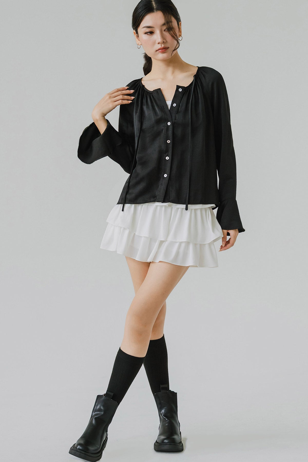 The Poet’s Tie Blouse (Black)