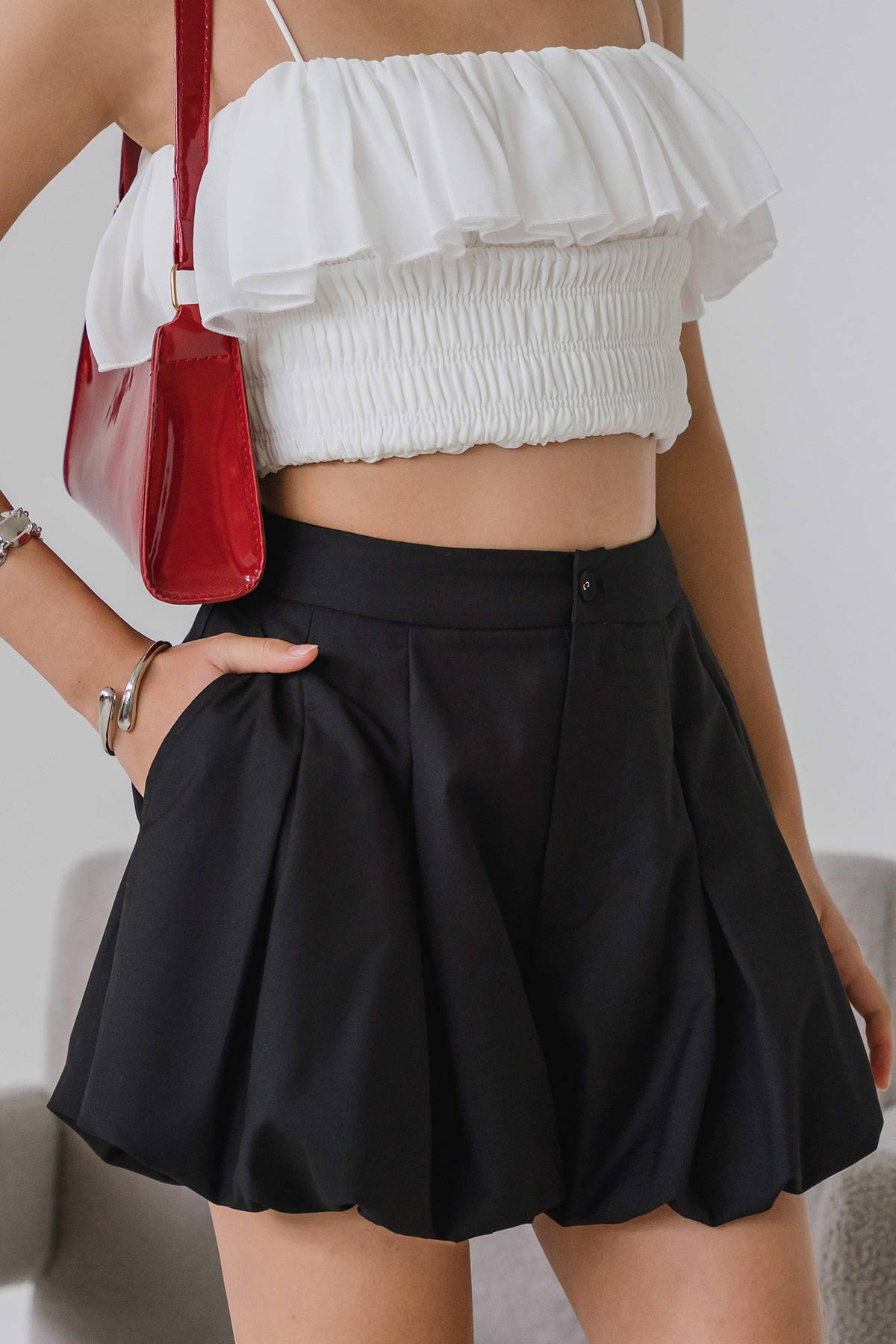 BO* Valerie Cloud Shorts (Black)