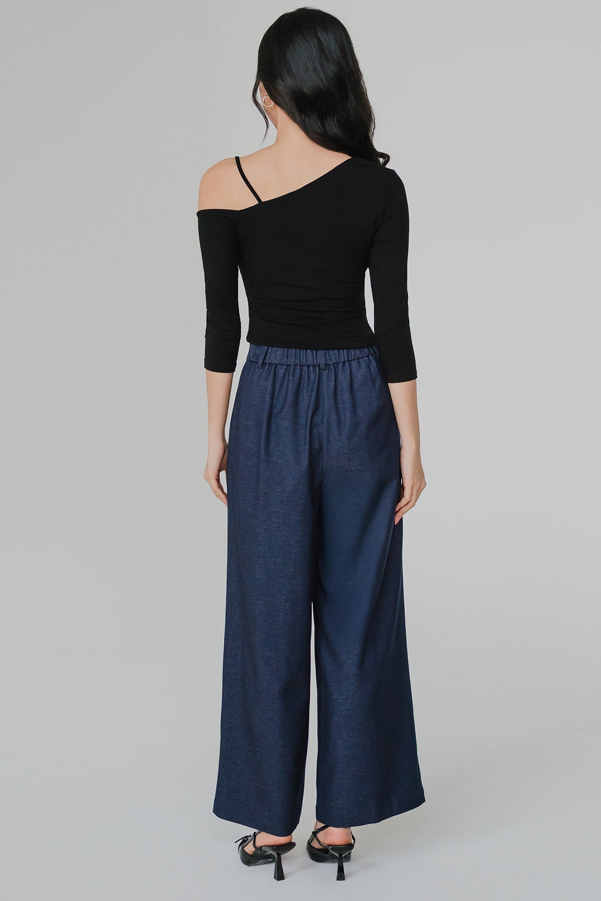 Thea Padded One Shoulder Top (Black)