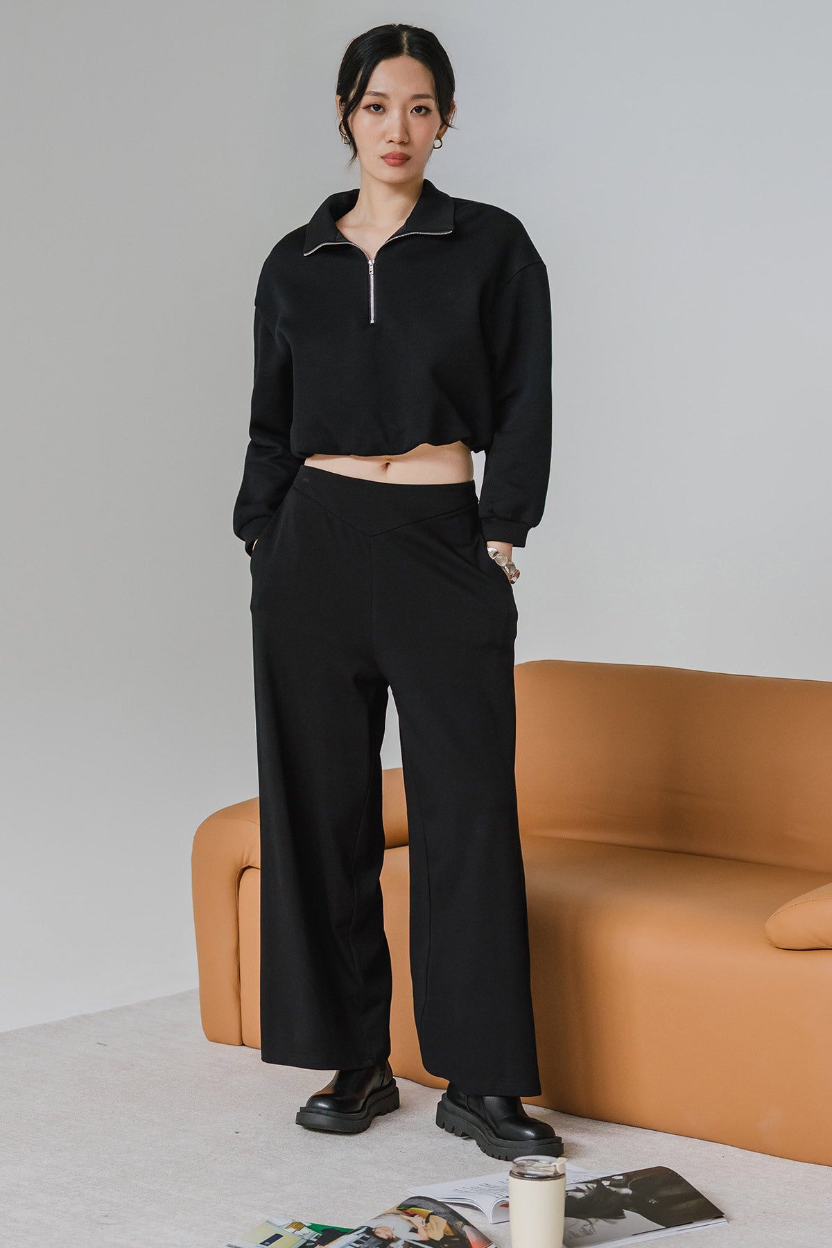 The Essential Pullover (Black)
