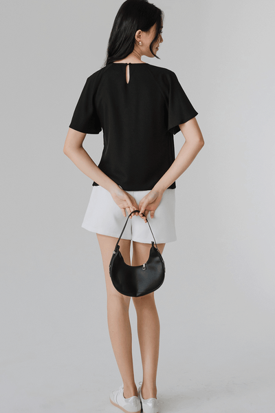 Aria Pleat Blouse (Black)