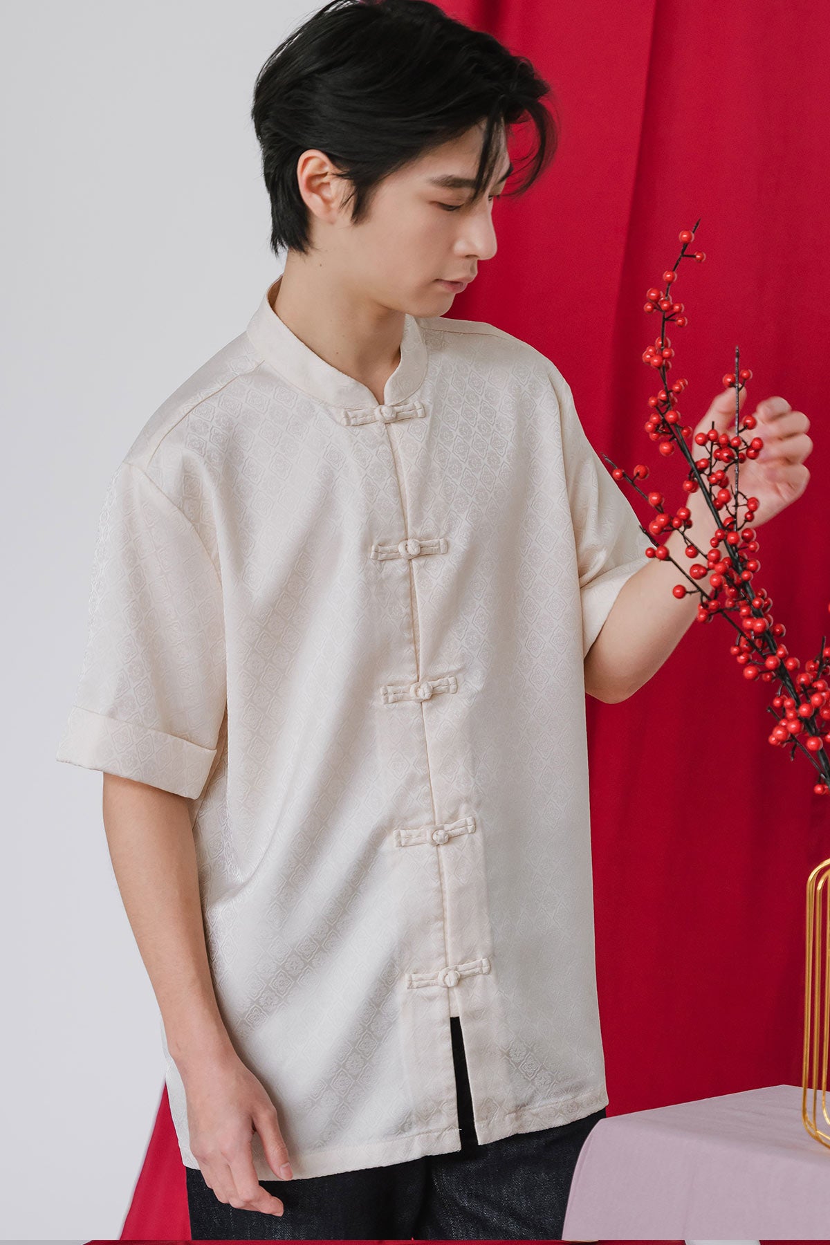 Lunar’s Song Knot Shirt (Shell)