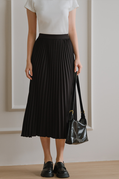 Horizon Pleat Skirt (Black)