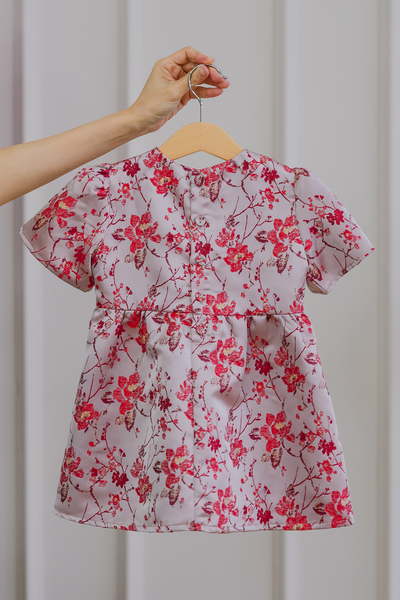 Mini Flourished Jacquard Qipao (Crimson)