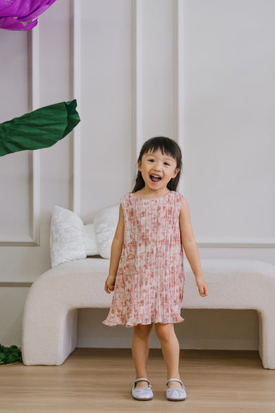 Mini Wisteria Pleat Dress (Pink)