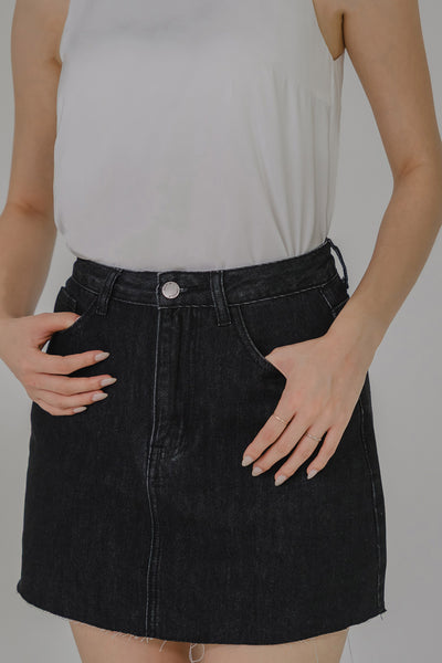 Cove Denim Skort (Black)