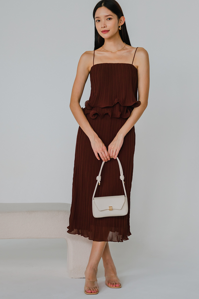 Bloomfold Tier Pleat Top (Chestnut Brown)