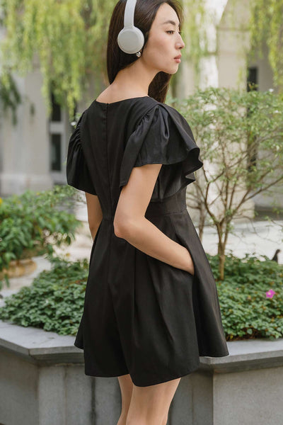 Madeira V-neck Romper (Black)