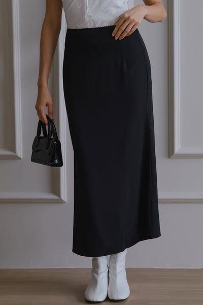 Millie’s Lace Trim Skirt (Black)
