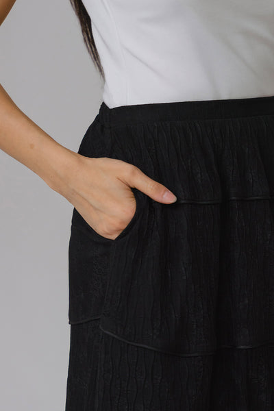 Heirloom Lace Skirt (Black)
